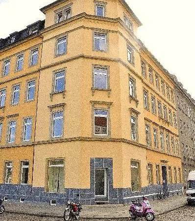 Fewo-dresden-neustadt-zentral-preiswert-l5